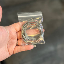 Load image into Gallery viewer, Wire Cable Keychain Thingie