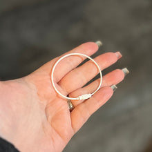 Load image into Gallery viewer, Wire Cable Keychain Thingie