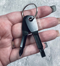 Load image into Gallery viewer, Screwdriver Keychain Set