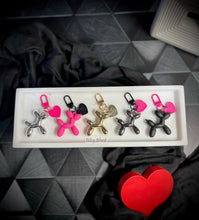 Load image into Gallery viewer, Luxe Balloon Dog Keychains
