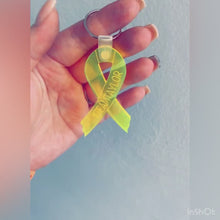 Load and play video in Gallery viewer, DIGITAL DOWNLOAD Hand-drawn Cancer Ribbon Keychain svg, Digital Cut File, Cancer Awareness
